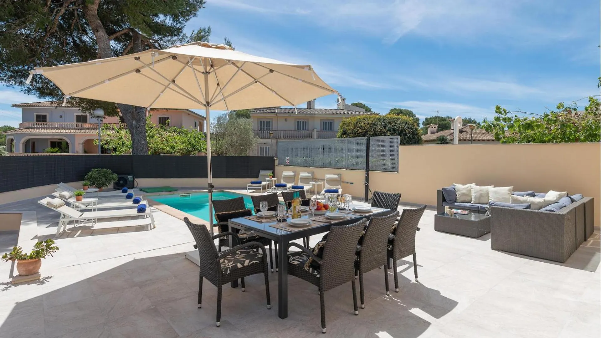 Casa vacanze Awesome Home In Muro With Outdoor Swimming Pool