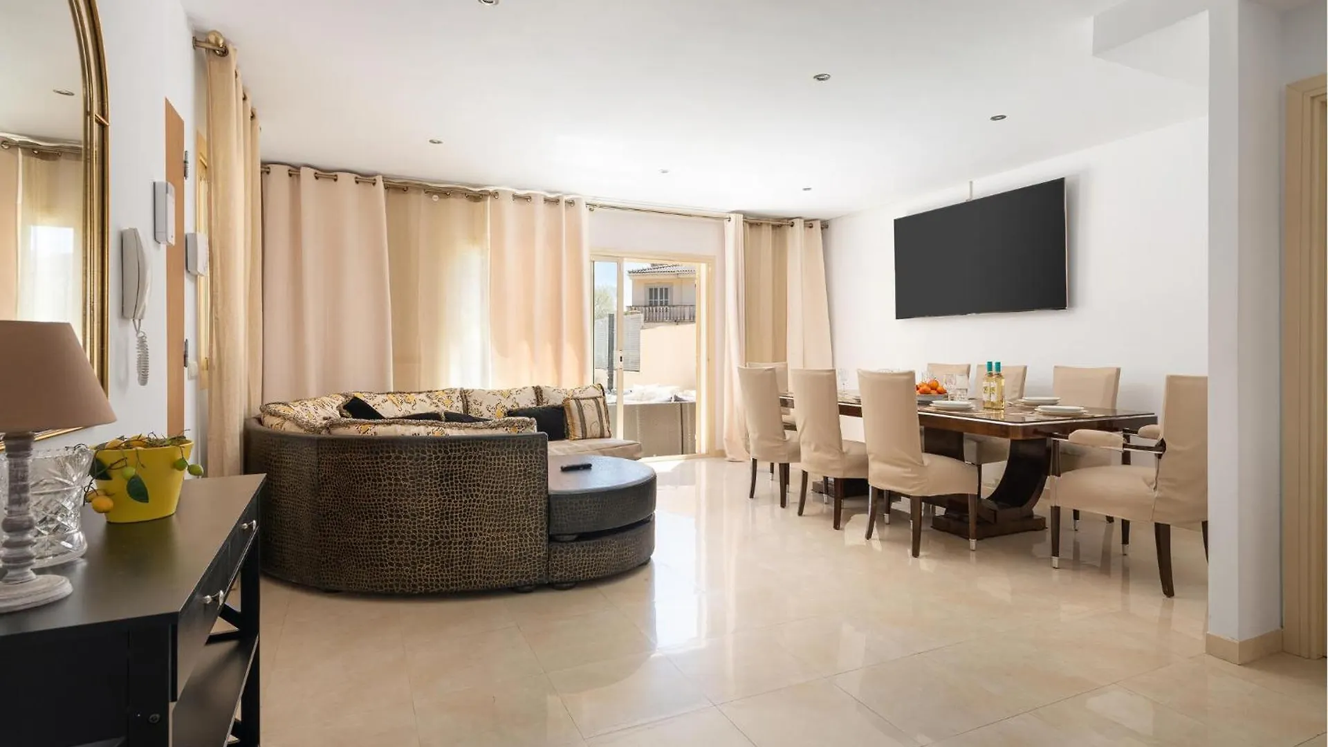 Casa vacanze Awesome Home In Muro With Outdoor Swimming Pool Spagna