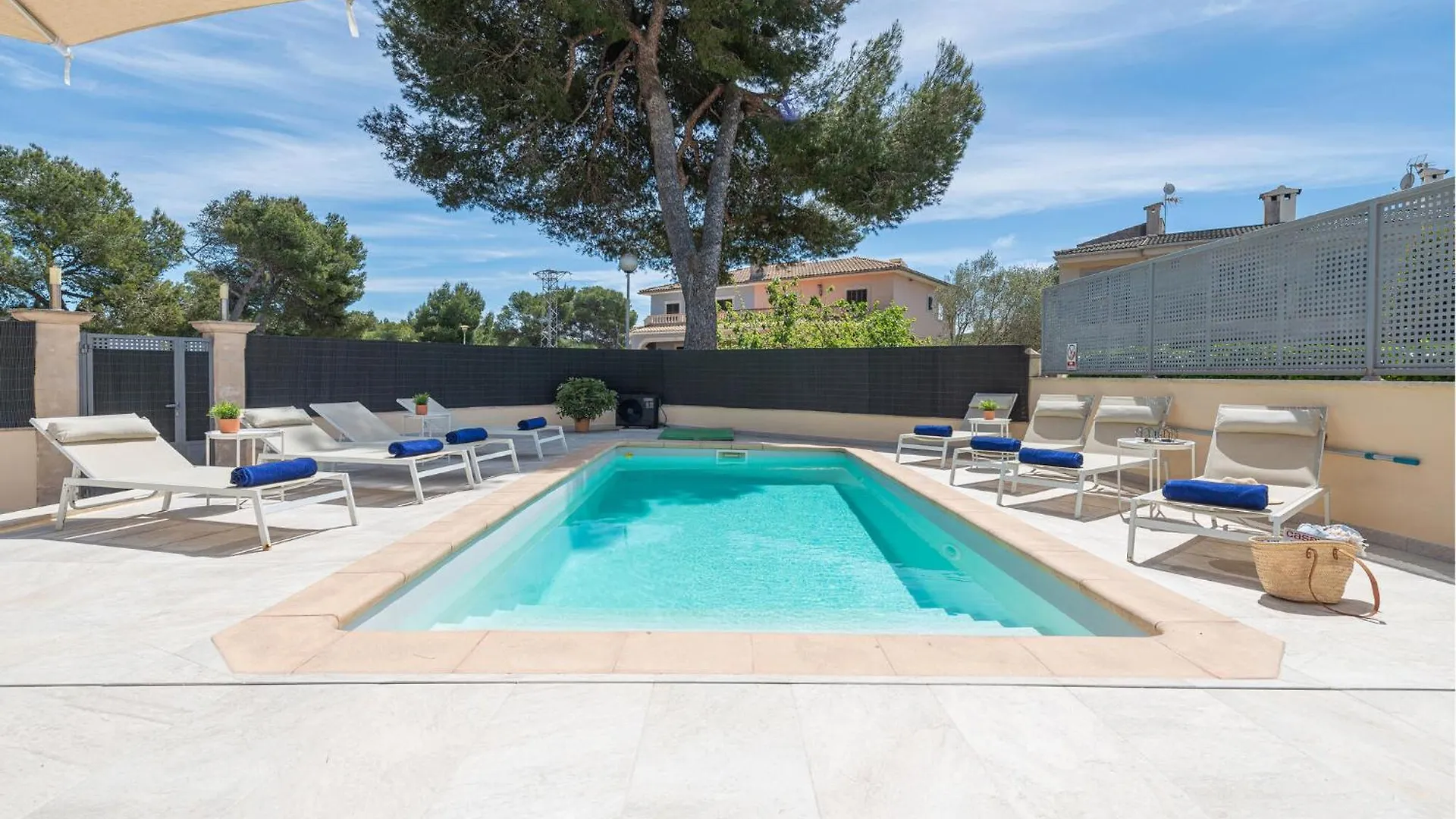 Awesome Home In Muro With Outdoor Swimming Pool 0*,